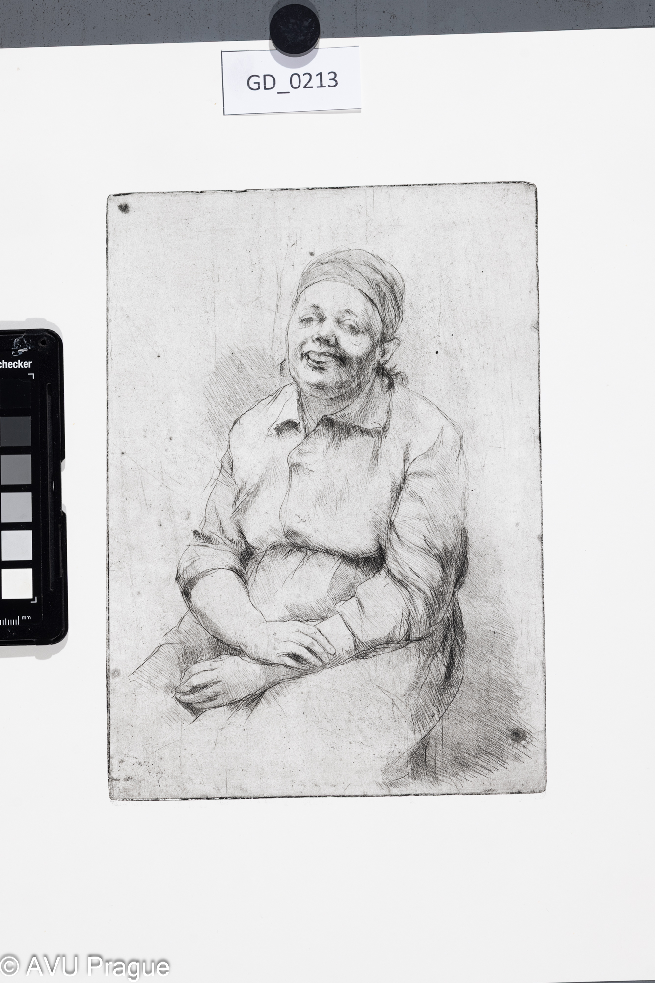 Jiřina Kubínová, sedicí žena se zástěrou, Lept,24 x 17,2,50 x 35Silovský, novotisk z originální matrice 2023 - revers - poničená