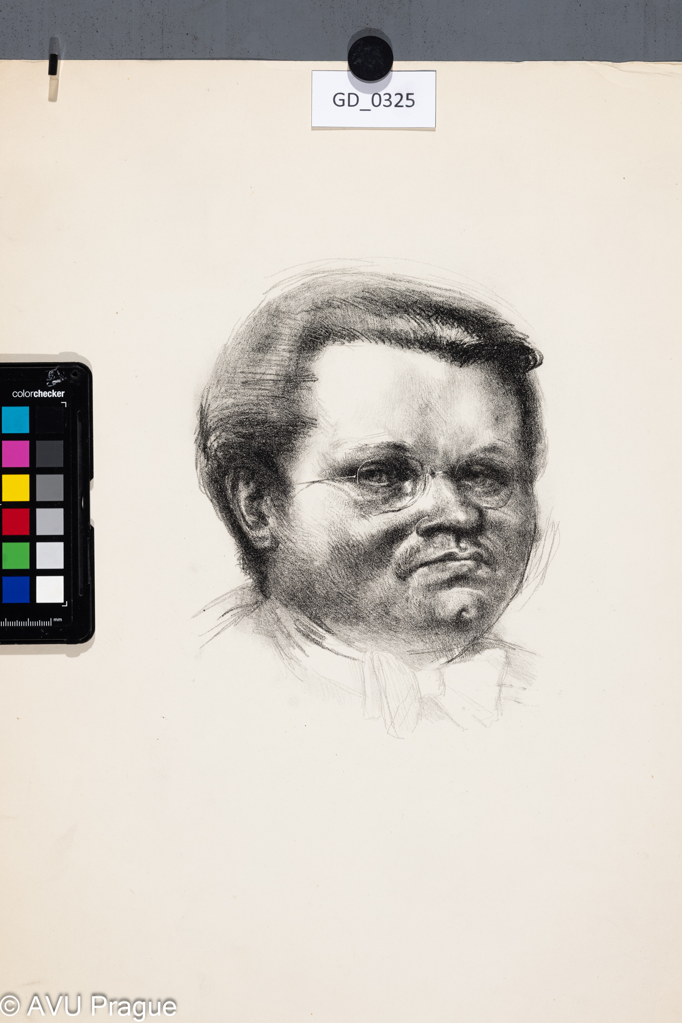 Karel Paták ?, Hlava muže s brýlemi, Litografie, 22 x  1746 x 35,1, Pukl