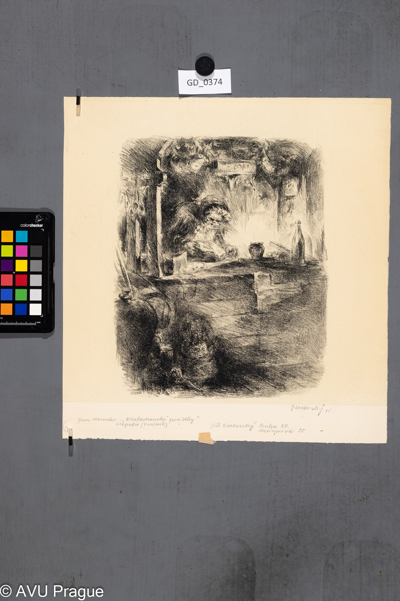 Jiří Kozlovský, Žánrový výjev - čtoucí - Malostranské povídky (Neruda), 1955, Litografie - podtisk, 31,7 x 33,5, 35,2 x 33,5Pukl4 ročník