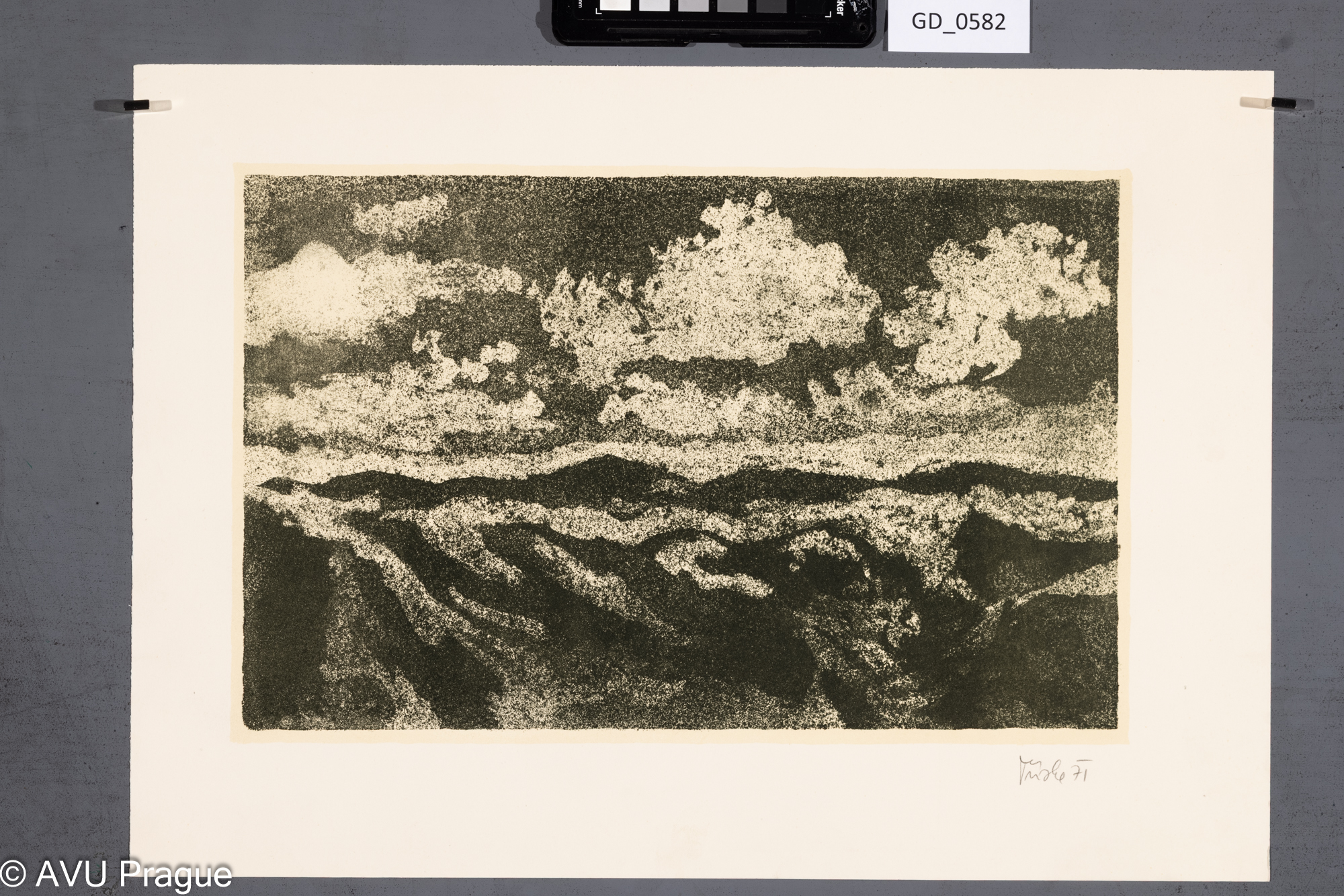 Ivan Tříska, Krajina s pohořím VI.,1971, Litografie stříkaná- podtisk,22,5 x 34,7, 31,5 x 44, Čepelák