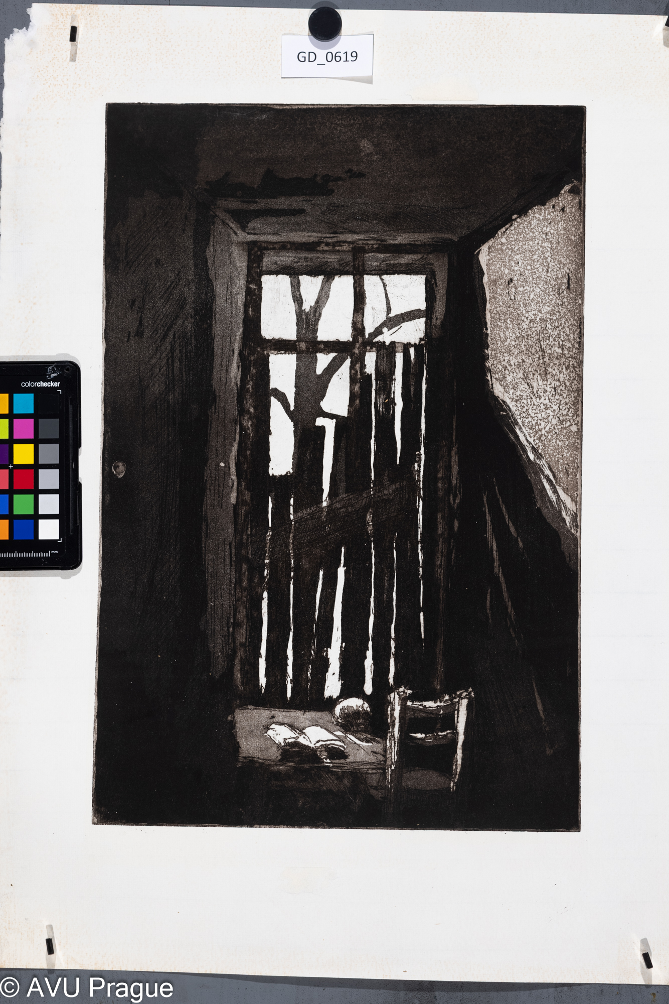 Vladimír Neuwirt ?, Vrátka - stůl s lebkou, Lept / akvatinta, 43,1 x 29,57,6 x 41,7, Čepelák